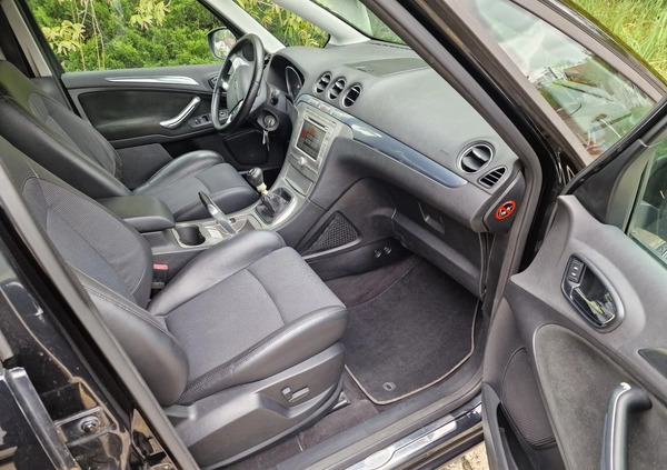 Ford S-Max cena 26700 przebieg: 249636, rok produkcji 2010 z Tarnów małe 781